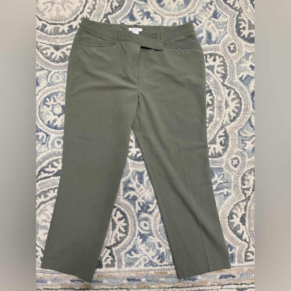 Roz and Ali, dress pant, size 14, like new